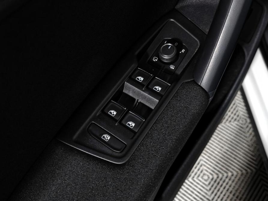 Volkswagen Tiguan II Санкт-Петербург  - изображение 10