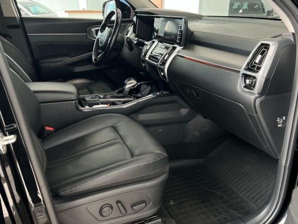 Kia Sorento IV с пробегом 2022 года, цена 3 649 000 рублей, 108000 км, внедорожник, Автокод Объявления