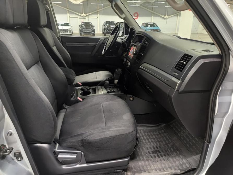 Mitsubishi Pajero IV Рестайлинг 1 Казань  - изображение 13
