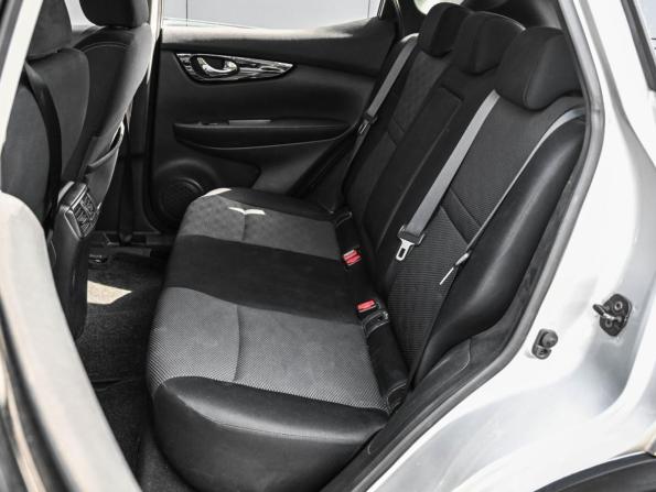 Nissan Qashqai II с пробегом 2017 года, цена 1 599 000 рублей, 128997 км, внедорожник, Автокод Объявления