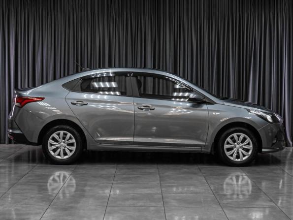 Hyundai Solaris II Рестайлинг с пробегом 2020 года, цена 1 569 000 рублей, 45223 км, седан, Автокод Объявления