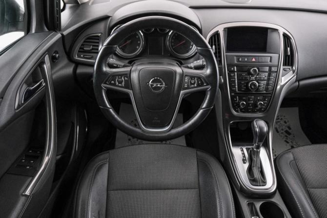 Opel Astra J с пробегом 2011 года, цена 779 000 рублей, 140000 км, хэтчбек, Автокод Объявления