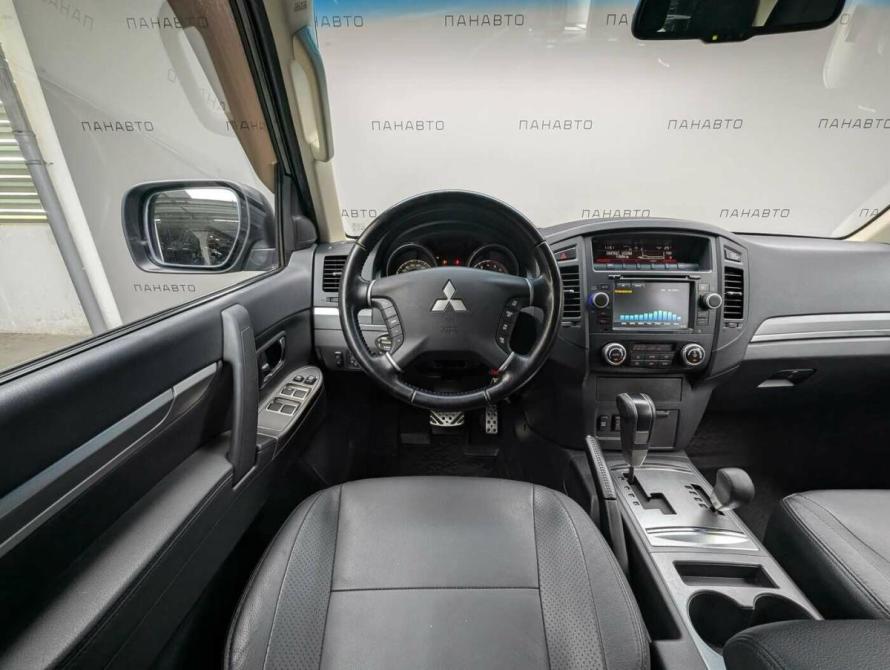 Mitsubishi Pajero IV Рестайлинг 1 Москва  - изображение 5