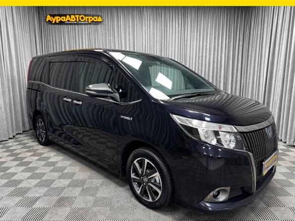 Toyota Esquire I с пробегом 2016 года, цена 1 750 000 рублей, 251872 км, минивэн, Автокод Объявления