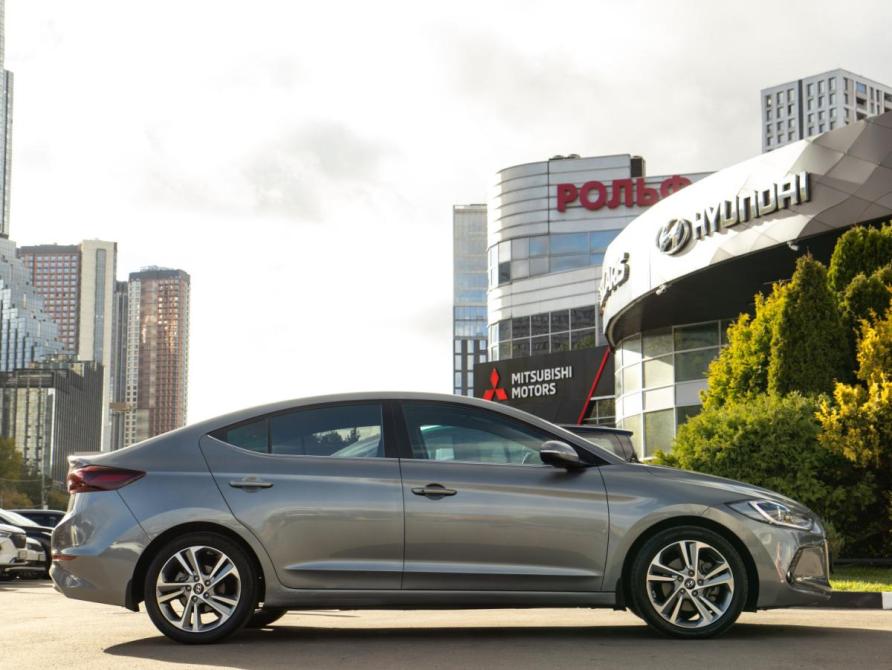 Hyundai Elantra VI (AD) Москва  - изображение 3