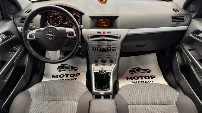 Opel Astra H Рестайлинг с пробегом 2011 года, цена 485 000 рублей, 237272 км, универсал, Автокод Объявления