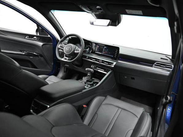 Kia K5 III с пробегом 2020 года, цена 2 449 000 рублей, 131000 км, седан, Автокод Объявления