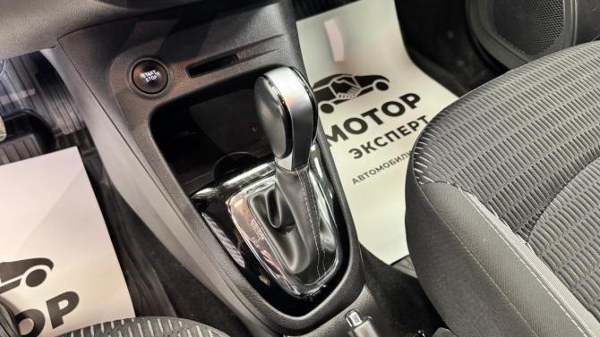 Renault Kaptur I с пробегом 2019 года, цена 1 349 000 рублей, 91546 км, внедорожник, Автокод Объявления