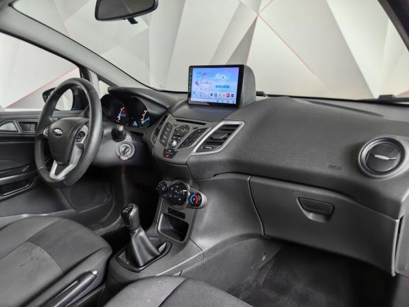 Ford Fiesta Mk6 Рестайлинг с пробегом 2016 года, цена 899 000 рублей, 83923 км, седан, Автокод Объявления