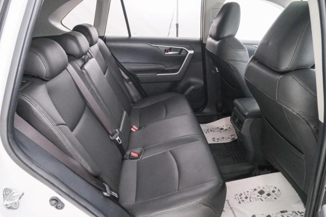 Toyota RAV4 V (XA50) с пробегом 2021 года, цена 3 549 000 рублей, 39000 км, внедорожник, Автокод Объявления