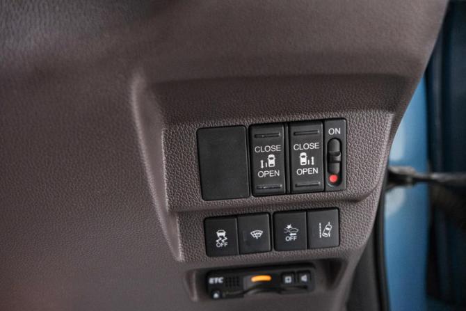 Honda Freed II с пробегом 2019 года, цена 1 499 000 рублей, 88500 км, компактвэн, Автокод Объявления