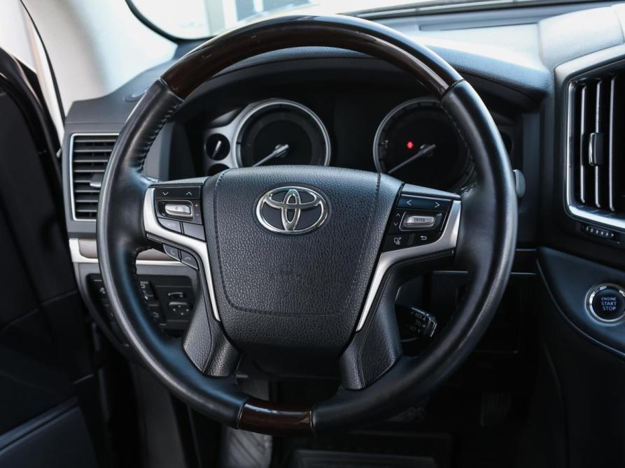 Toyota Land Cruiser 200 Series Рестайлинг 2 Москва  - изображение 16