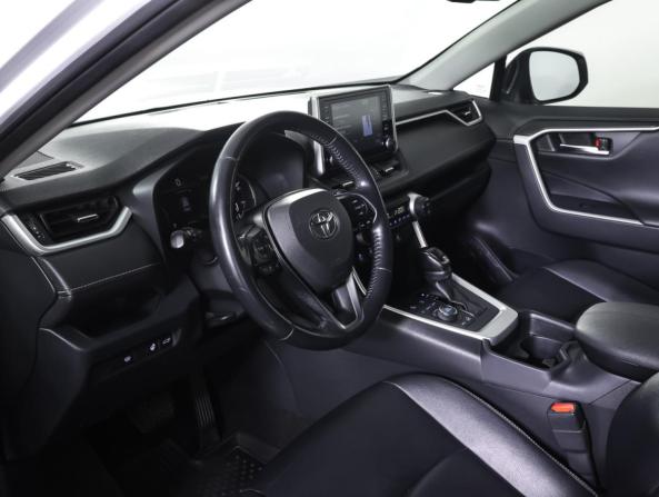 Toyota RAV4 V (XA50) с пробегом 2019 года, цена 2 990 000 рублей, 133964 км, внедорожник, Автокод Объявления