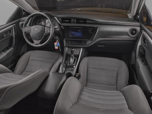 Toyota Corolla XI (E160 E170 E180) Рестайлинг 1 с пробегом 2016 года, цена 1 887 000 рублей, 108000 км, седан, Автокод Объявления