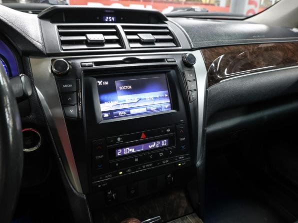 Toyota Camry VII (XV50) Рестайлинг с пробегом 2016 года, цена 1 849 000 рублей, 219815 км, седан, Автокод Объявления