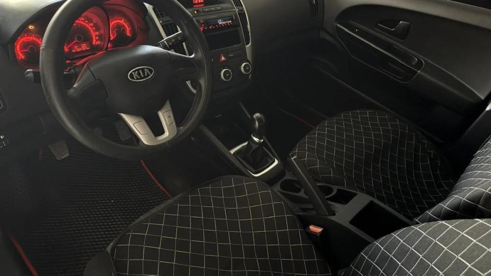 Kia Ceed I Рестайлинг Магнитогорск  - изображение 9