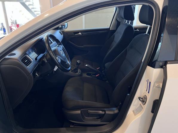 Volkswagen Jetta VI с пробегом 2011 года, цена 840 000 рублей, 105348 км, седан, Автокод Объявления