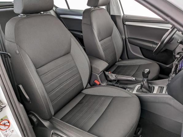 Skoda Octavia III (A7) Рестайлинг с пробегом 2019 года, цена 1 350 000 рублей, 123208 км, лифтбек, Автокод Объявления