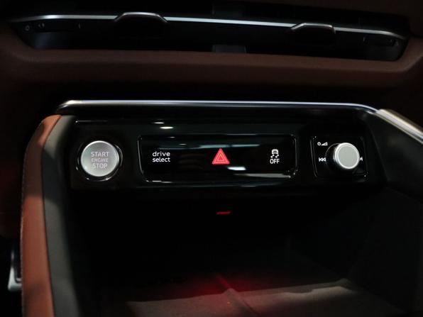 Audi Q5 III (GU) с пробегом 2026 года, цена 6 990 000 рублей, 40 км, внедорожник, Автокод Объявления
