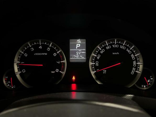 Suzuki Swift IV Рестайлинг с пробегом 2015 года, цена 824 929 рублей, 174914 км, хэтчбек, Автокод Объявления