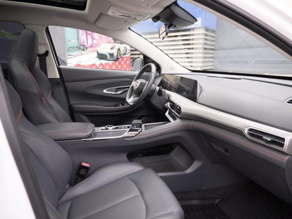 Changan UNI-T I с пробегом 2023 года, цена 2 229 900 рублей, 30125 км, внедорожник, Автокод Объявления