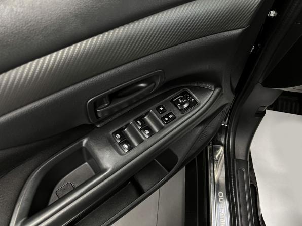 Mitsubishi Outlander III Рестайлинг 2 с пробегом 2016 года, цена 1 450 000 рублей, 231442 км, внедорожник, Автокод Объявления