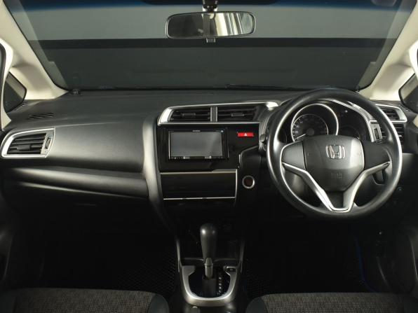 Honda Fit III с пробегом 2015 года, цена 889 999 рублей, 204593 км, хэтчбек, Автокод Объявления