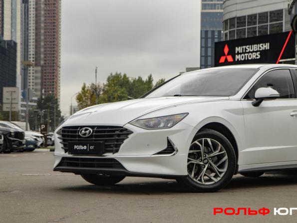 Hyundai Sonata VIII (DN8) с пробегом 2020 года, цена 2 168 000 рублей, 123568 км, седан, Автокод Объявления