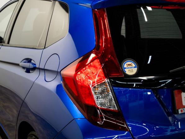 Honda Fit III Рестайлинг с пробегом 2019 года, цена 1 195 000 рублей, 115840 км, хэтчбек, Автокод Объявления