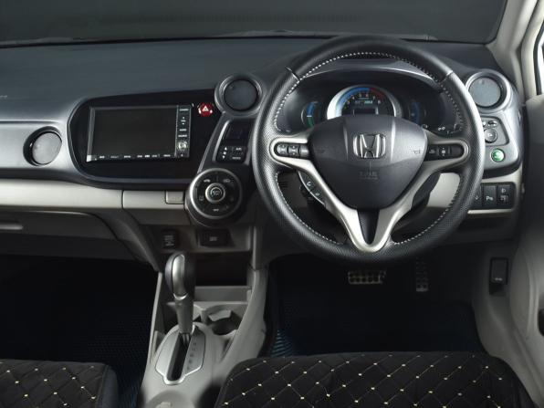 Honda Insight II с пробегом 2009 года, цена 799 995 рублей, 123946 км, хэтчбек, Автокод Объявления