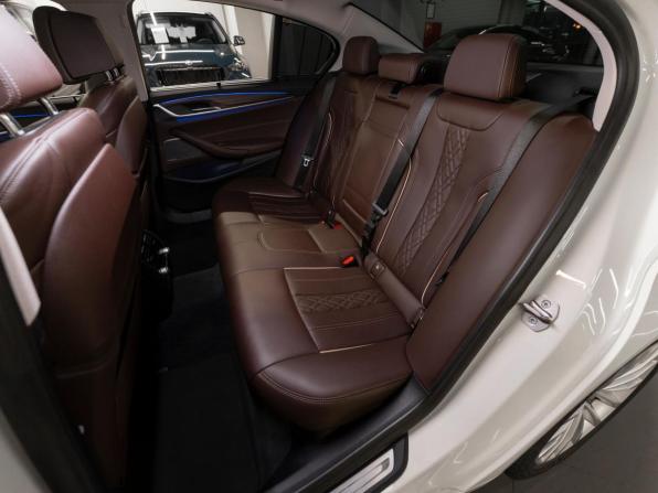 BMW 5 серии VII (G30/G31/G38) Рестайлинг с пробегом 2022 года, цена 6 300 000 рублей, 39932 км, седан, Автокод Объявления