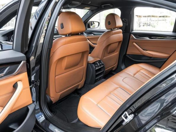 BMW 5 серии VII (G30/G31/G38) с пробегом 2017 года, цена 2 922 000 рублей, 210084 км, седан, Автокод Объявления