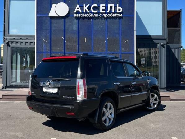 Cadillac Escalade III с пробегом 2011 года, цена 1 299 000 рублей, 241700 км, внедорожник, Автокод Объявления