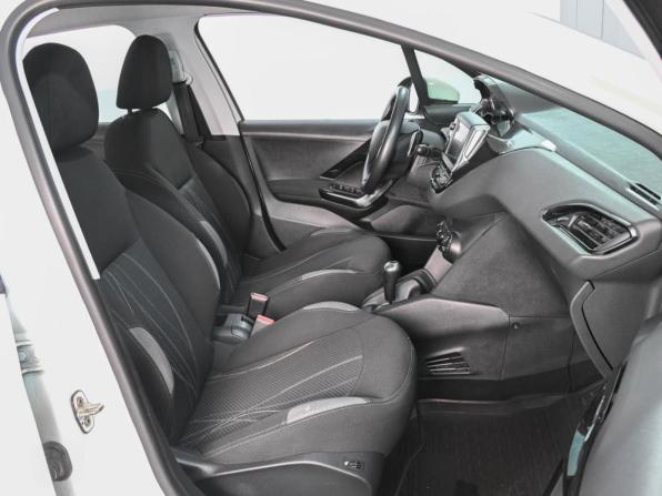 Peugeot 208 I с пробегом 2014 года, цена 649 000 рублей, 163020 км, хэтчбек, Автокод Объявления