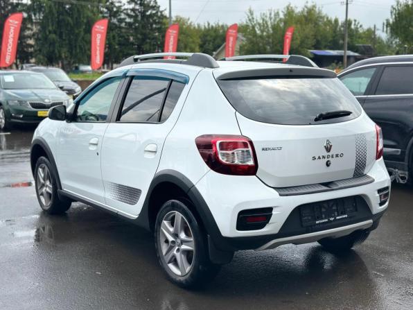 Renault Sandero II с пробегом 2018 года, цена 1 100 000 рублей, 95809 км, хэтчбек, Автокод Объявления