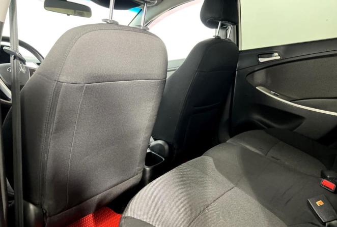 Hyundai Solaris I с пробегом 2013 года, цена 715 000 рублей, 201089 км, хэтчбек, Автокод Объявления