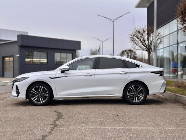 Chery Arrizo 8 с пробегом 2024 года, цена 2 119 000 рублей, 38343 км, седан, Автокод Объявления