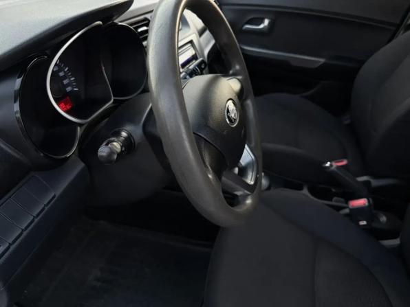 Kia Rio III с пробегом 2013 года, цена 898 000 рублей, 164320 км, седан, Автокод Объявления