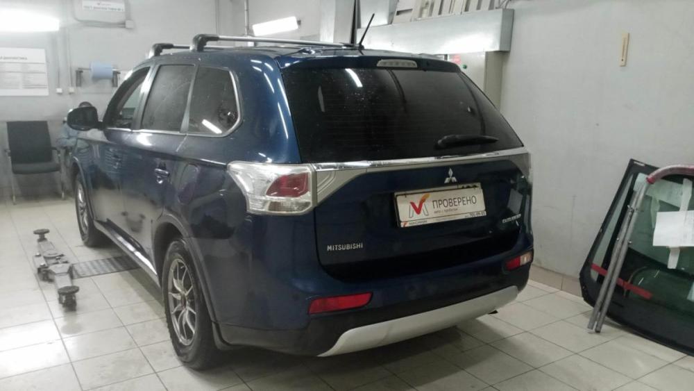 Mitsubishi Outlander III Рестайлинг Санкт-Петербург  - изображение 3