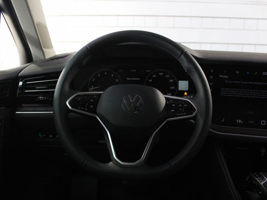 Volkswagen Touareg III Рестайлинг Москва  - изображение 17
