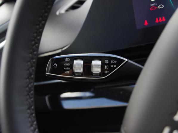 Omoda C5 I с пробегом 2022 года, цена 1 719 000 рублей, 77000 км, внедорожник, Автокод Объявления