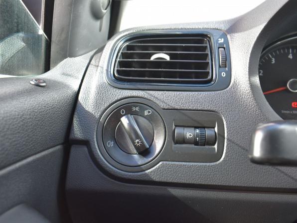 Volkswagen Polo V с пробегом 2013 года, цена 749 000 рублей, 128307 км, седан, Автокод Объявления