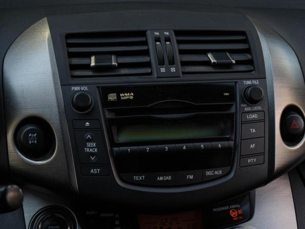 Toyota RAV4 III (XA30) Рестайлинг с пробегом 2011 года, цена 1 400 000 рублей, 123924 км, внедорожник, Автокод Объявления