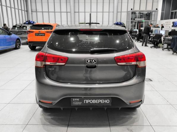Kia Rio III Рестайлинг с пробегом 2015 года, цена 1 270 000 рублей, 64438 км, хэтчбек, Автокод Объявления