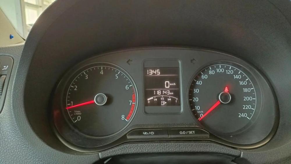 Volkswagen Polo V Рестайлинг Вологда  - изображение 17