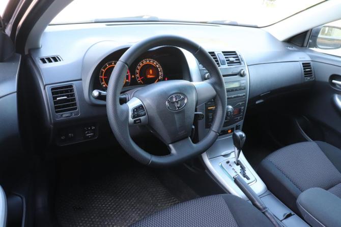 Toyota Corolla X (E140 E150) Рестайлинг с пробегом 2010 года, цена 786 000 рублей, 212846 км, седан, Автокод Объявления