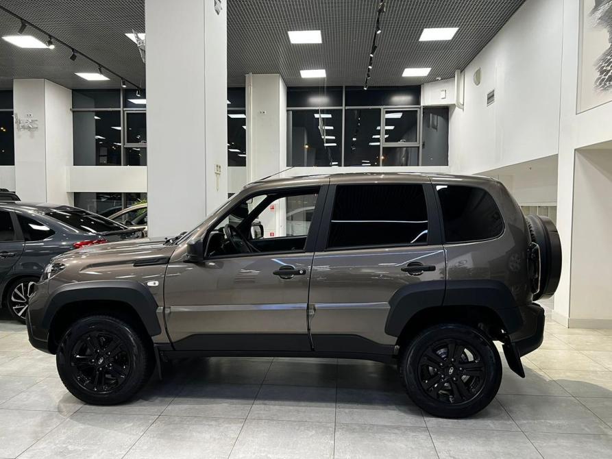Lada (ВАЗ) Niva Москва  - изображение 2