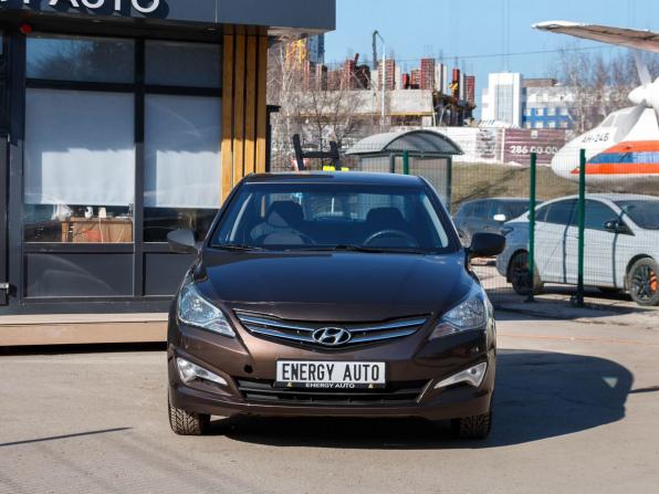 Hyundai Solaris I Рестайлинг с пробегом 2015 года, цена 800 000 рублей, 91653 км, седан, Автокод Объявления