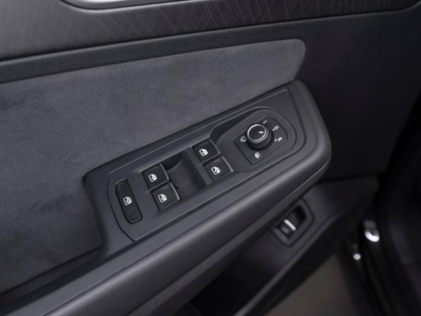 Volkswagen Talagon I с пробегом 2025 года, цена 5 900 000 рублей, 98 км, внедорожник, Автокод Объявления