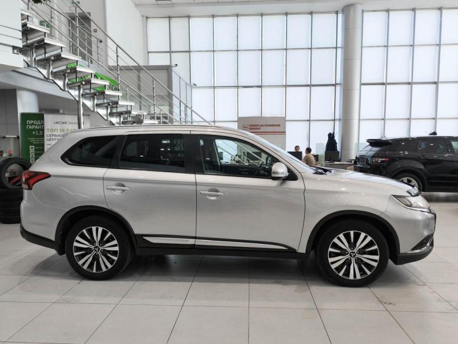 Mitsubishi Outlander III Рестайлинг 3 Казань  - изображение 5
